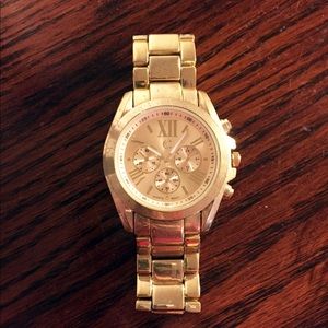 ✨⚓️ Women’s Oversized Chunky Gold Watch